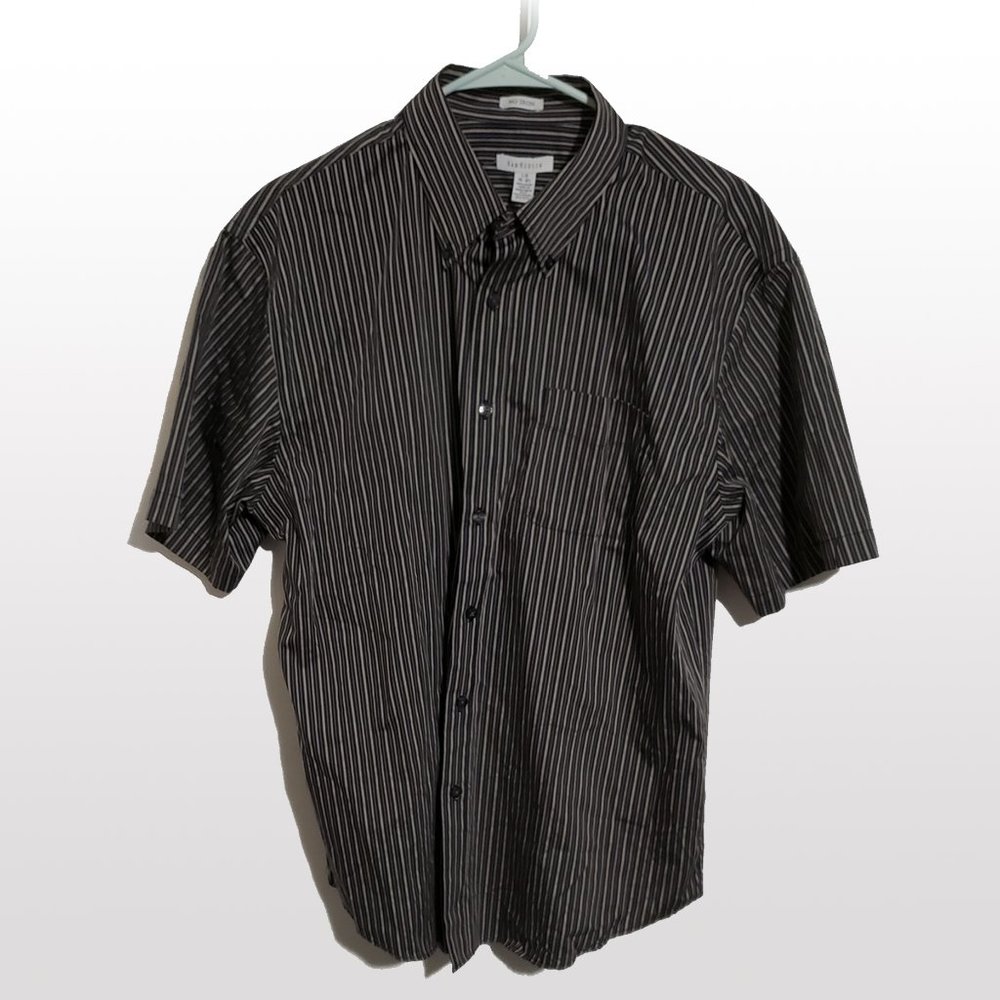 Van Heusen Short-Sleeve No-Iron Button Down Shirt